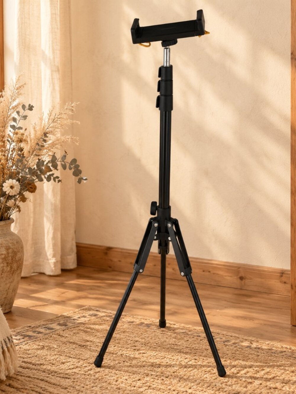 Metal Tripod Stand & Adjustable